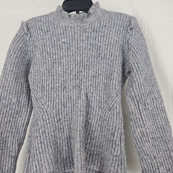 Derek Lam 10 Crosby Ribbed Ruffle Grey Sweater Size SMALL - Picture 3 of 5